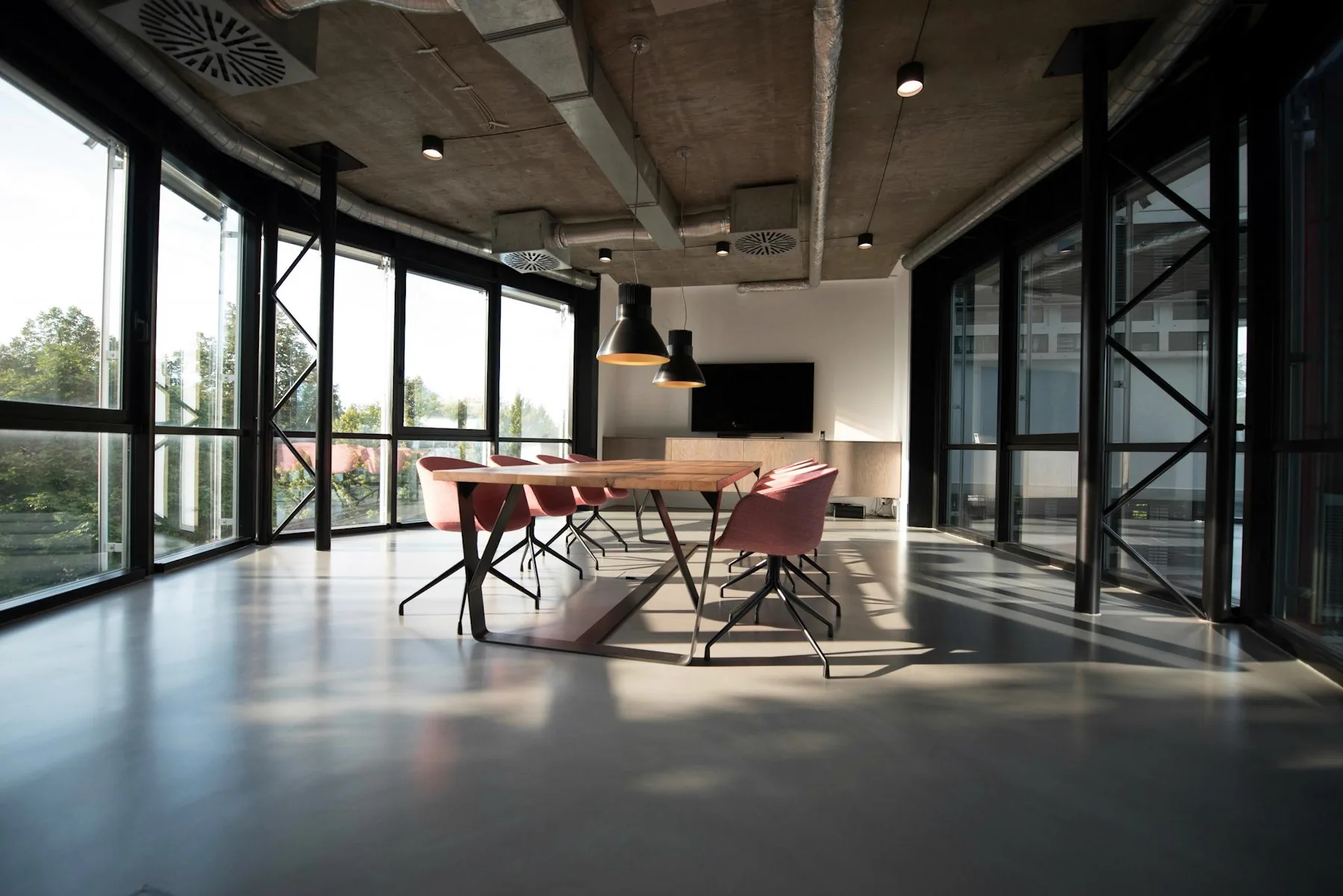 Large office furniture arrival inspection and installation acceptance